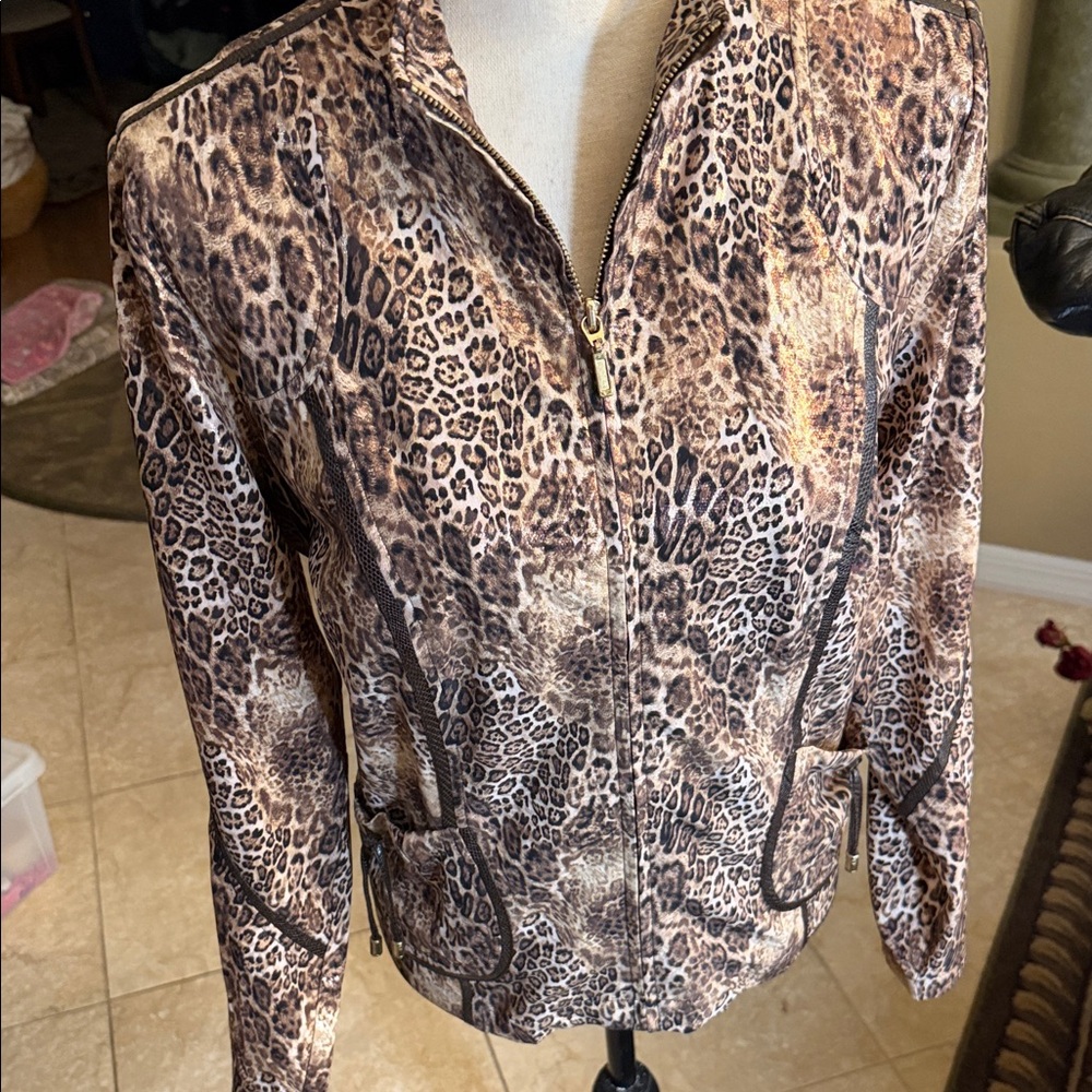 Women's Leopard Print Zip-Front Jacket - Brown